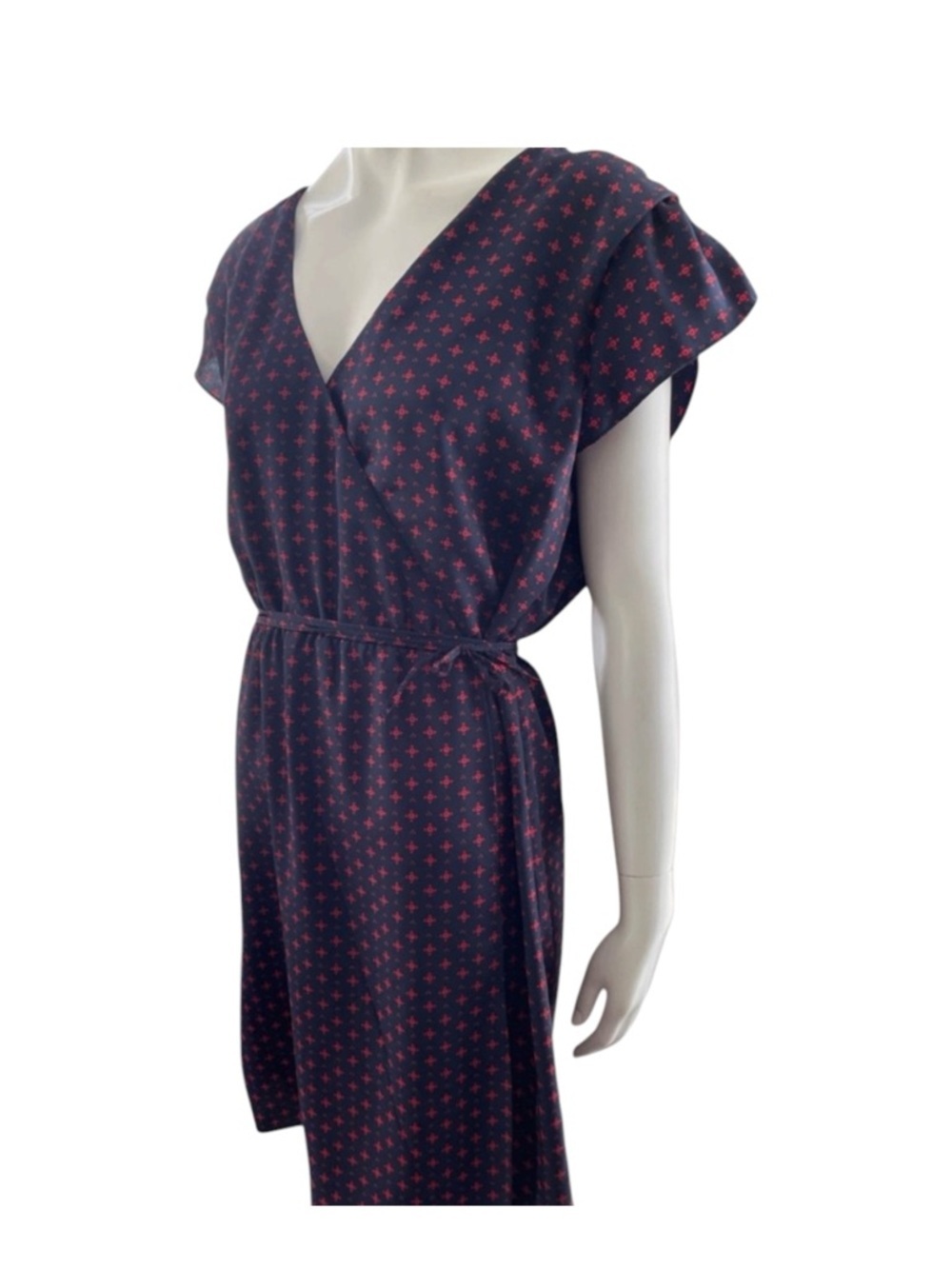 GAP Dark Blue and Red Patterned Wrap Dress (L)